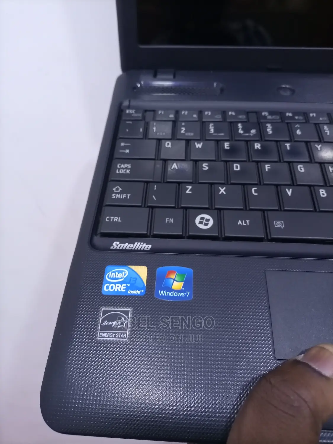 Laptop Toshiba 4GB Intel Core I3 HDD 320GB