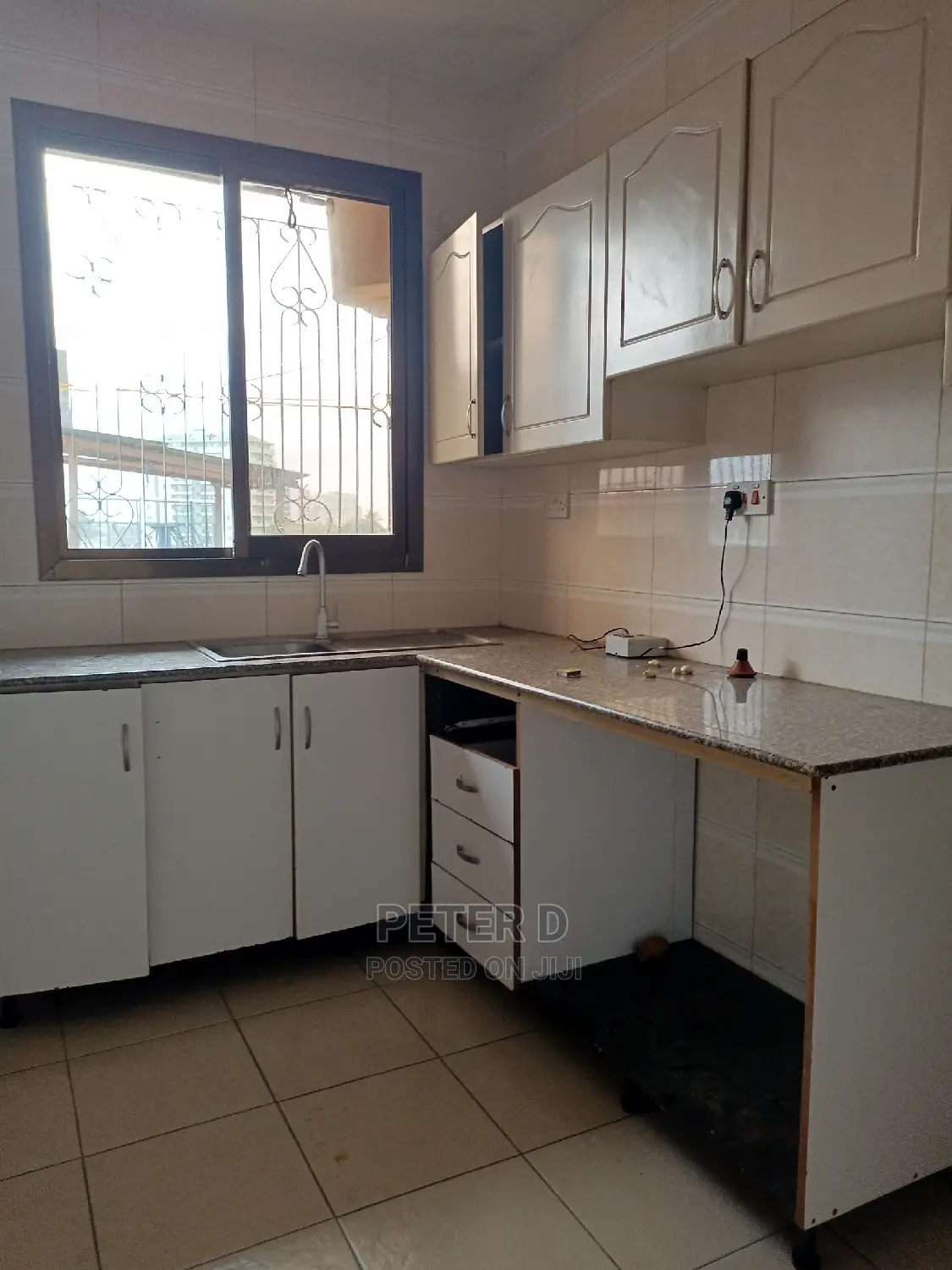 3bdrm Apartment in Kariakoo for rent