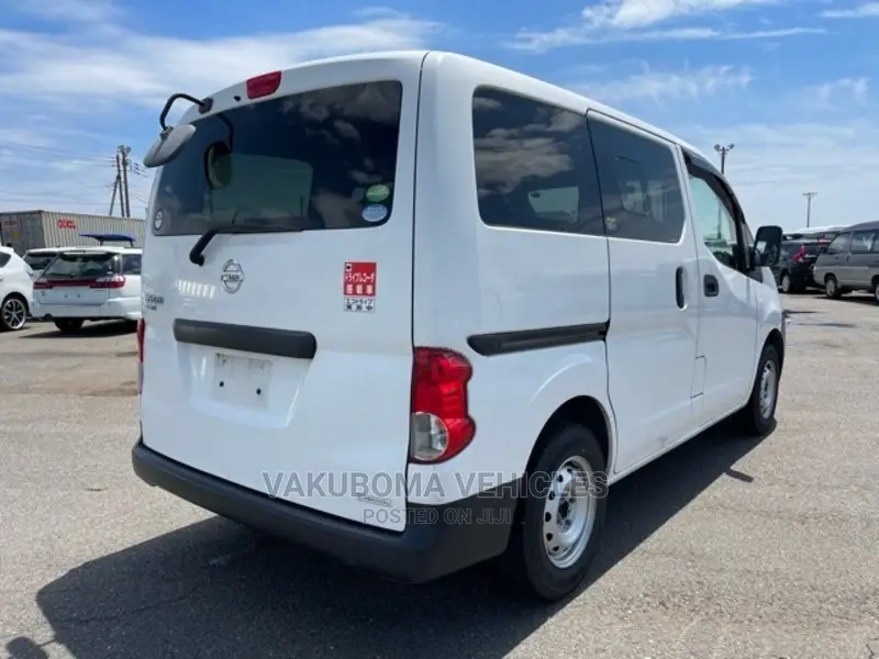 Nissan Vanette 2014 White