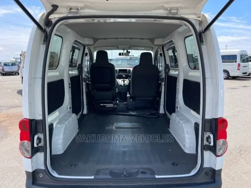 Nissan Vanette 2014 White