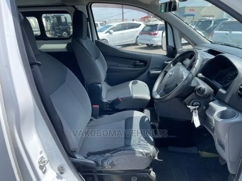 Nissan Vanette 2014 White