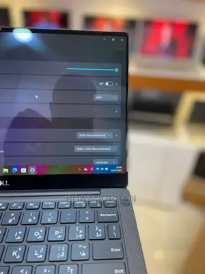 New Laptop Dell XPS 13 7390 16GB Intel Core I7 SSD 512GB