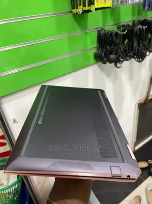 New Laptop HP Spectre 16GB Intel Core I7 SSD 512GB