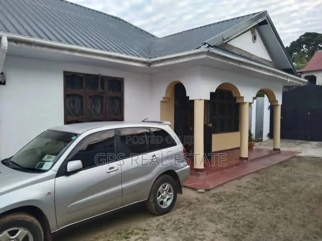 2bdrm House in Maxposh, Kinondoni for Sale