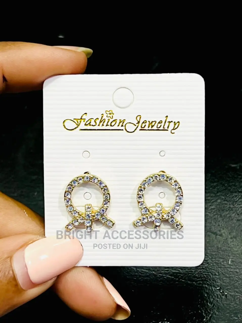 Hereni/ Earrings