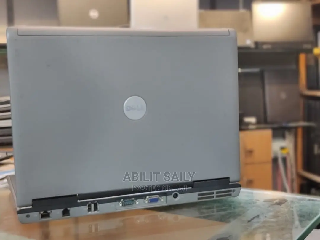 Laptop Dell Latitude D620 2GB Intel Core 2 Duo HDD 500GB