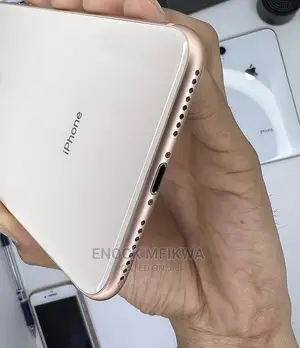Apple iPhone 8 Plus 64 GB Gold