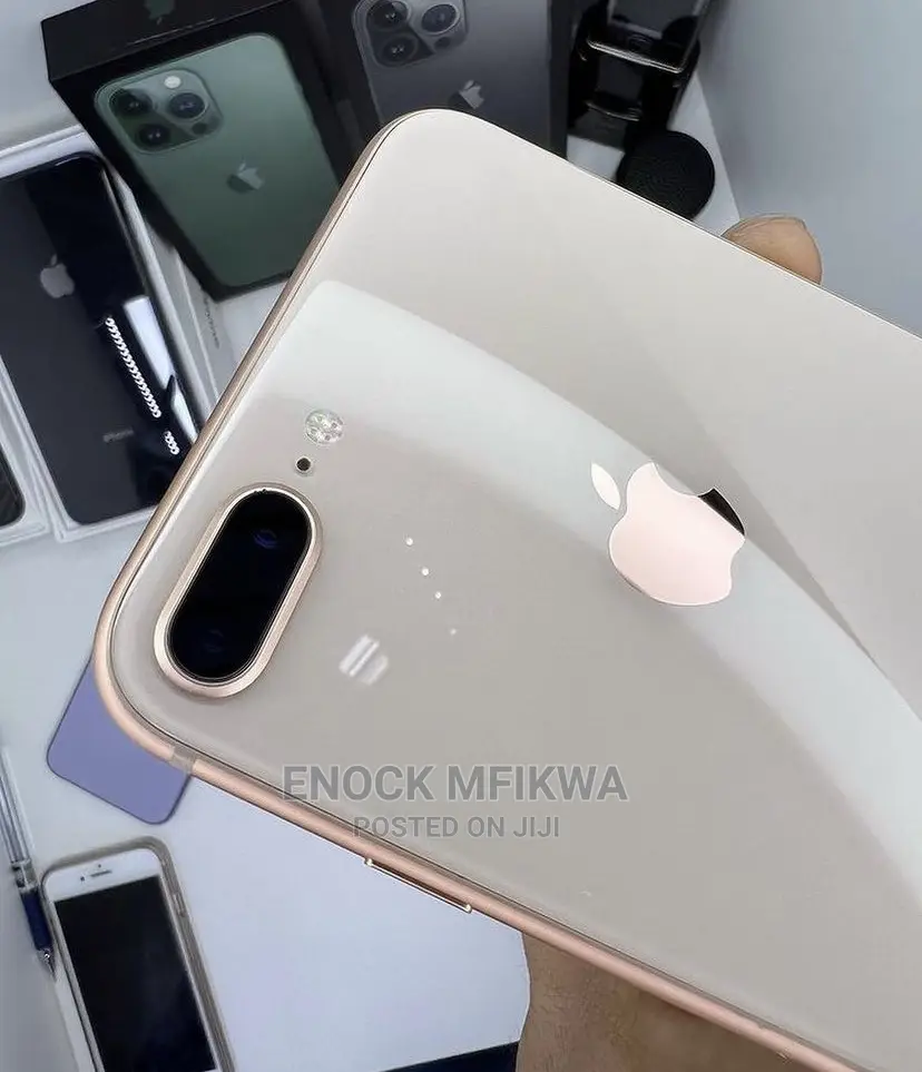 Apple iPhone 8 Plus 64 GB Gold