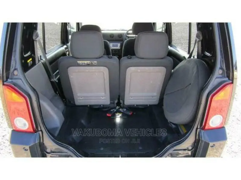 Daihatsu Mira 2000 Black