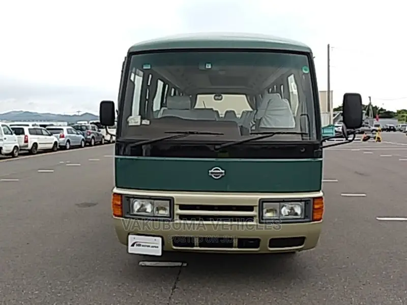 Nissan Civilian 1996 Green