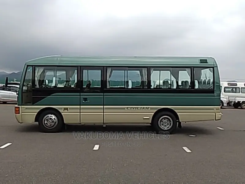 Nissan Civilian 1996 Green