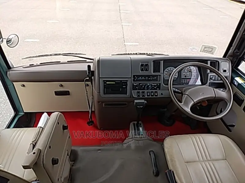 Nissan Civilian 1996 Green