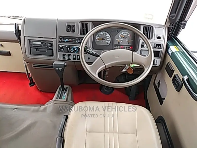 Nissan Civilian 1996 Green