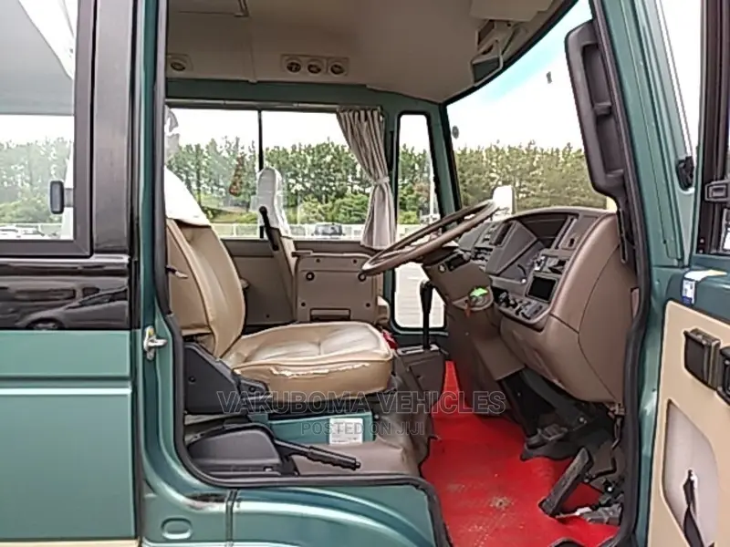 Nissan Civilian 1996 Green