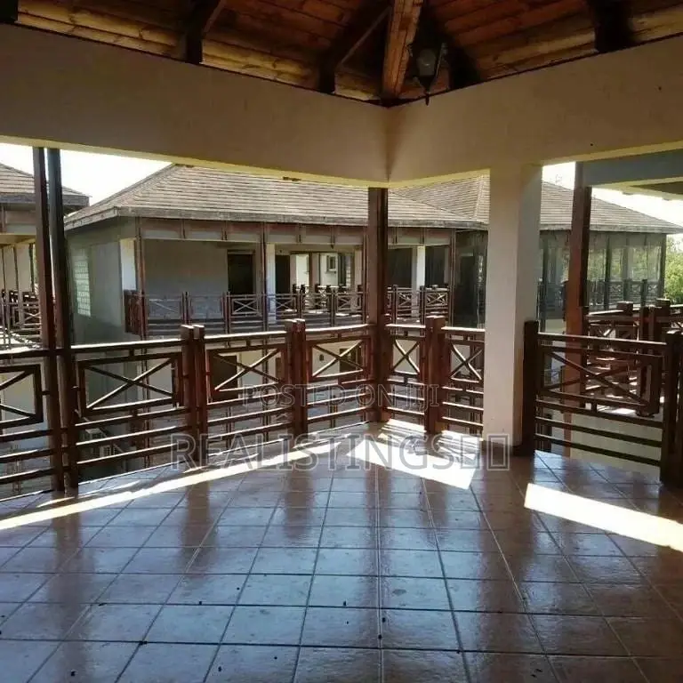 Furnished 3bdrm Villa in Mikocheni for Sale
