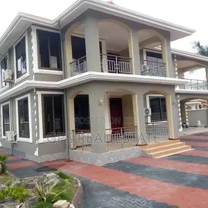5bdrm House in Maxposh, Kinondoni for Sale