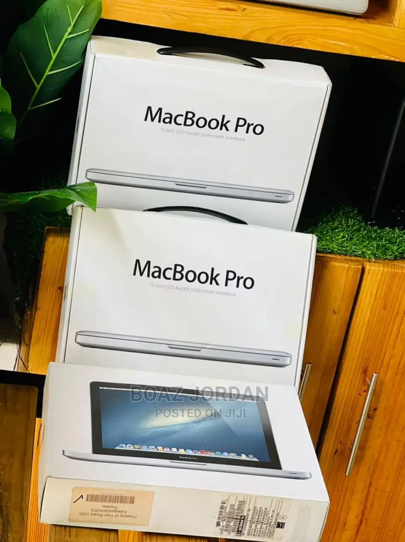 New Laptop Apple MacBook Pro 2012 4GB Intel Core I5 HDD 500GB