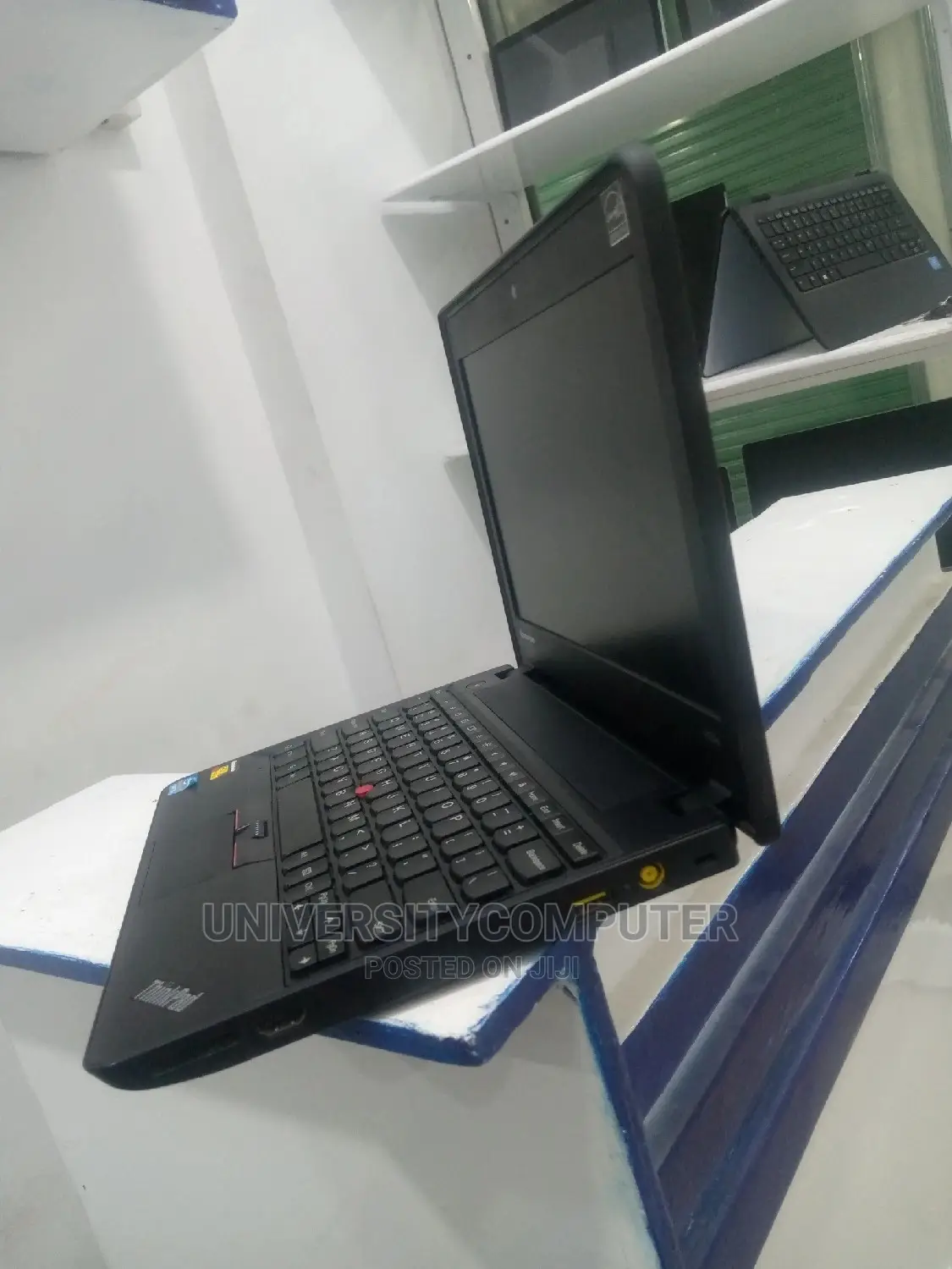 Laptop Lenovo ThinkPad X131e 4GB Intel Core I3 HDD 500GB