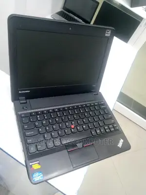Laptop Lenovo ThinkPad X131e 4GB Intel Core I3 HDD 500GB