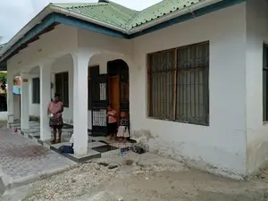 2bdrm Apartment in Kimara for Rent