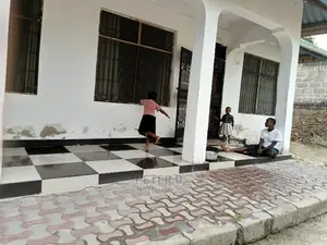 2bdrm Apartment in Kimara for Rent