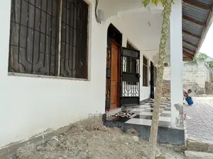 2bdrm Apartment in Kimara for Rent