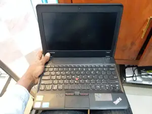 Laptop Lenovo ThinkPad X131e 4GB Intel Core 2 Duo HDD 320GB
