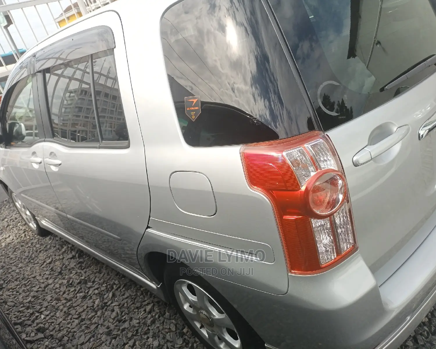 Toyota Raum 2006 Silver