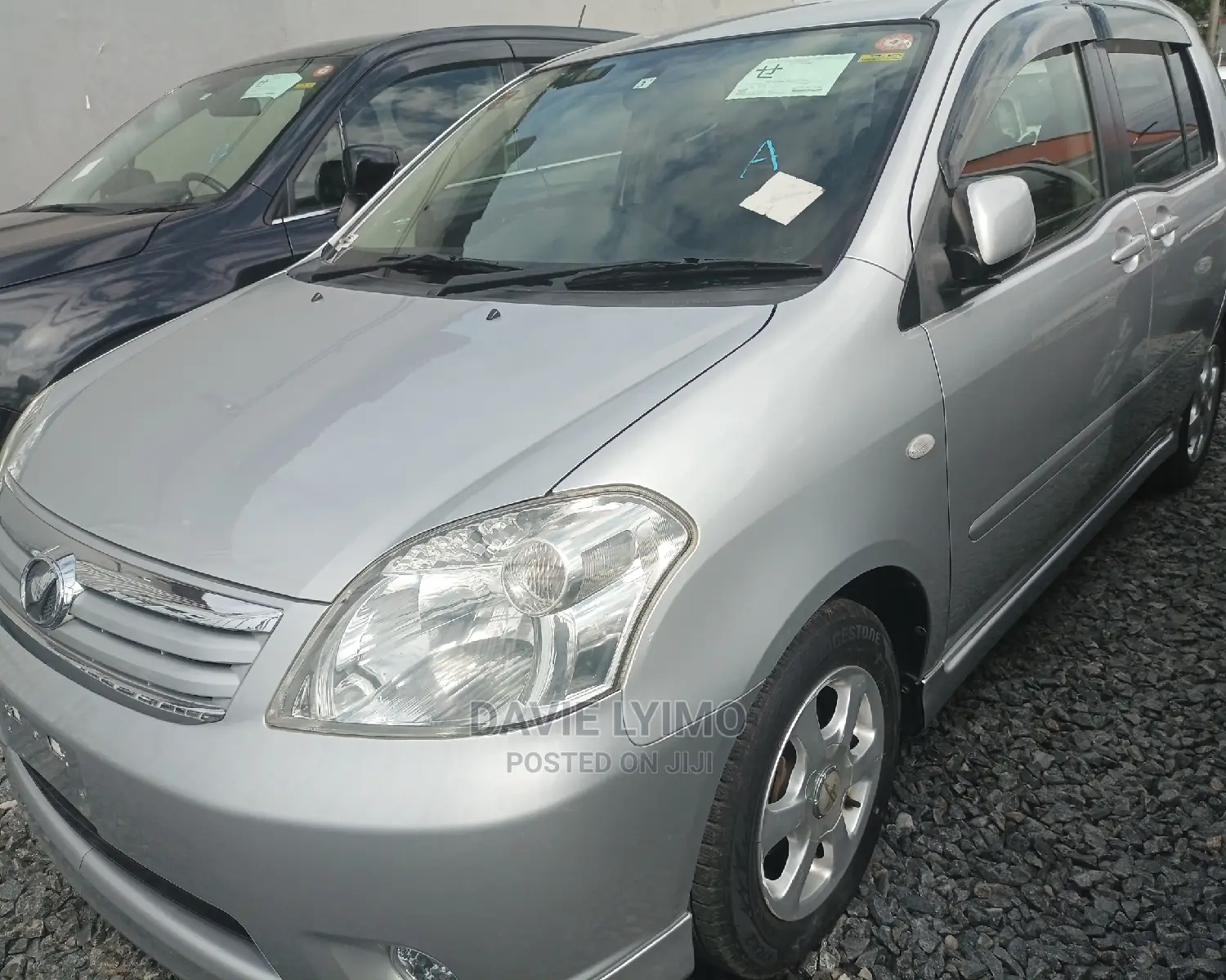 Toyota Raum 2006 Silver