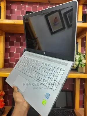 Laptop HP Pavilion 15 8GB Intel Core I7 HDD 1T