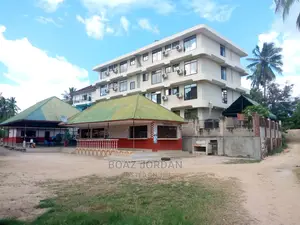 Hotel Inauzwa Ni Mpya Na Nzuri Sana Ya Kisasa, Ina Vyumba 37