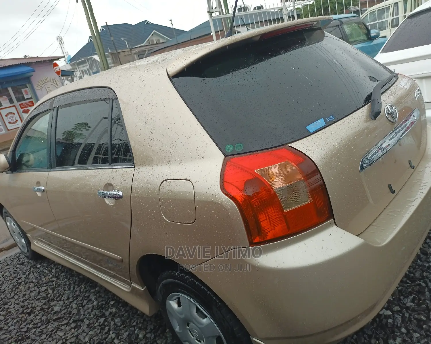 Toyota Allex 2001 Gold