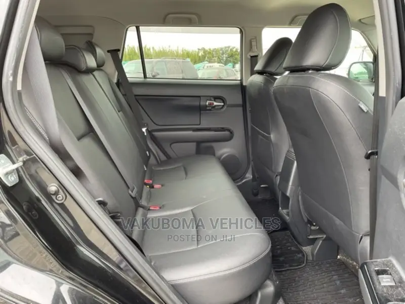 Toyota Corolla Rumion 2015 Black