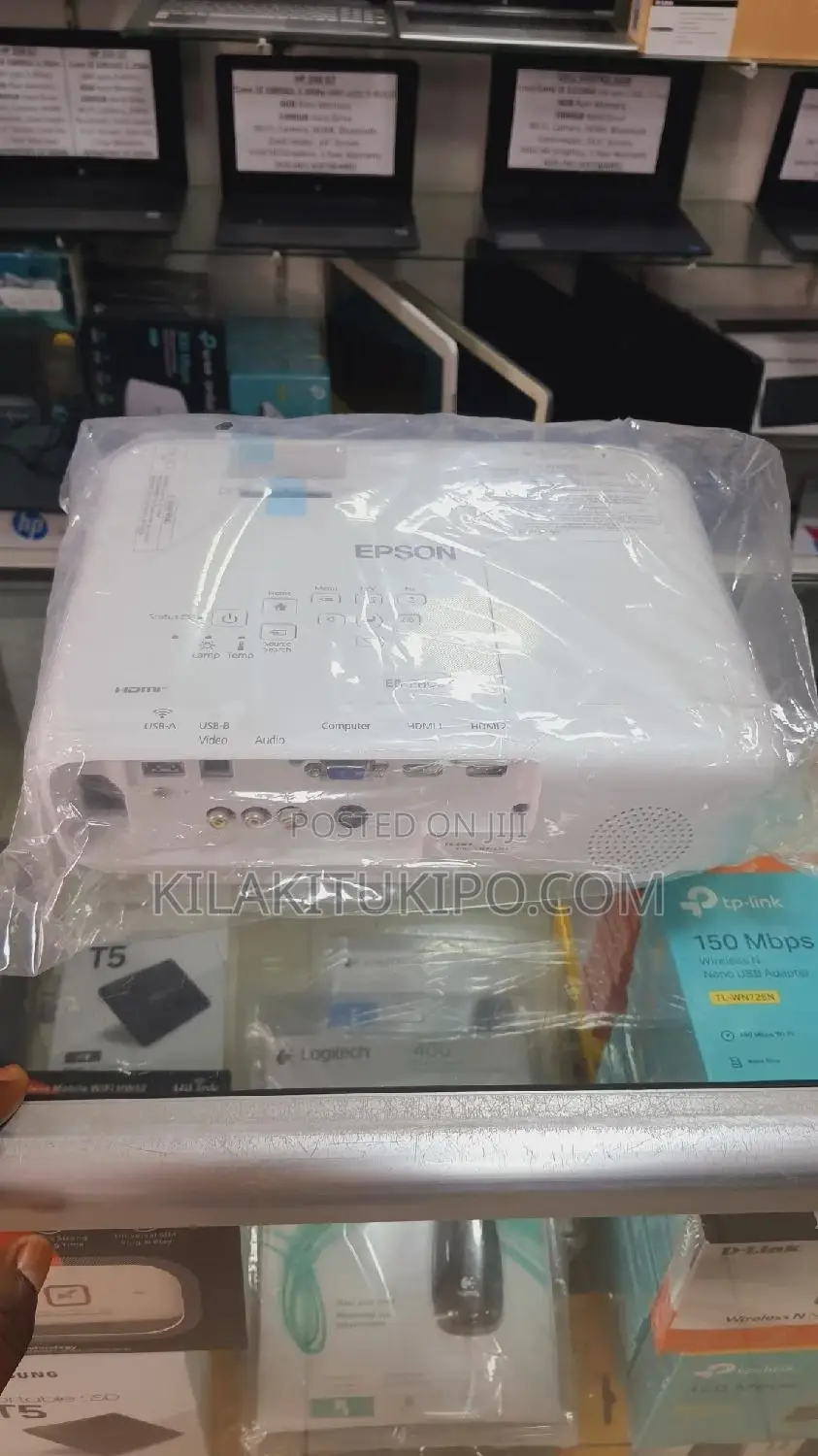 EPSON Projector Fh52
