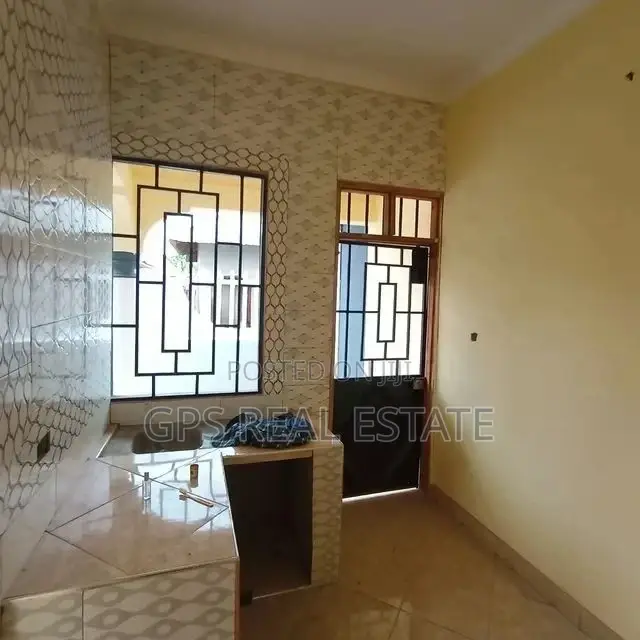 3bdrm House in Maxposh, Temeke for Sale