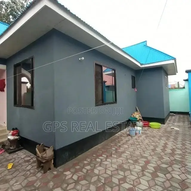 3bdrm House in Maxposh, Temeke for Sale