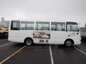 Nissan Civilian 2004 White