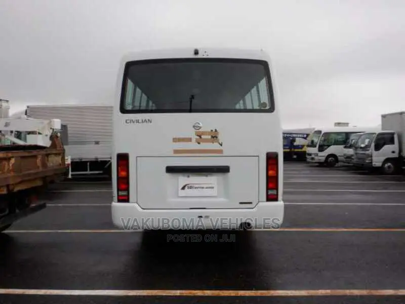 Nissan Civilian 2004 White