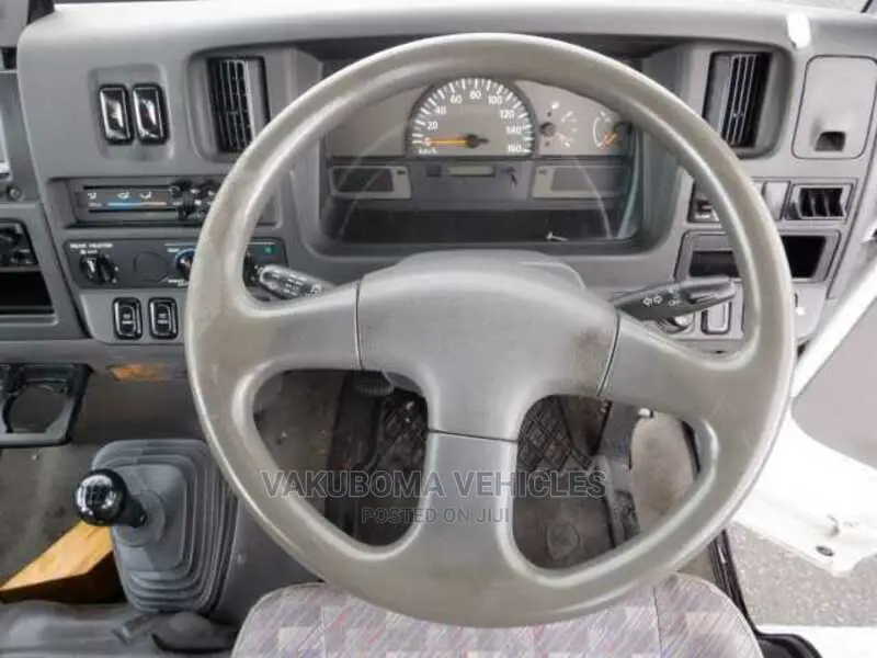 Nissan Civilian 2004 White