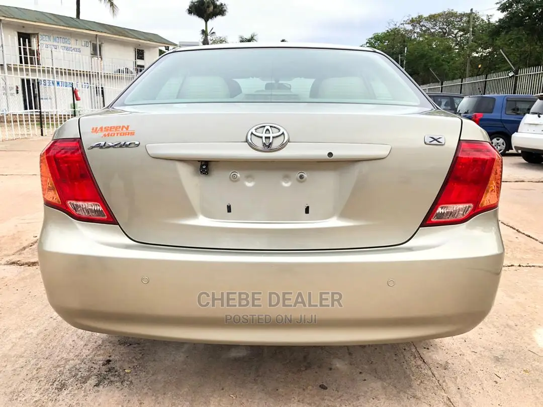 Toyota Axio 1.5 G 2WD 2007 Gold