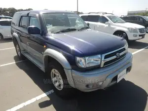 Toyota Hilux Surf 1999 Blue