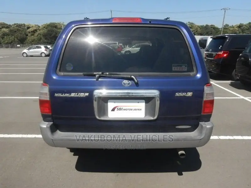 Toyota Hilux Surf 1999 Blue