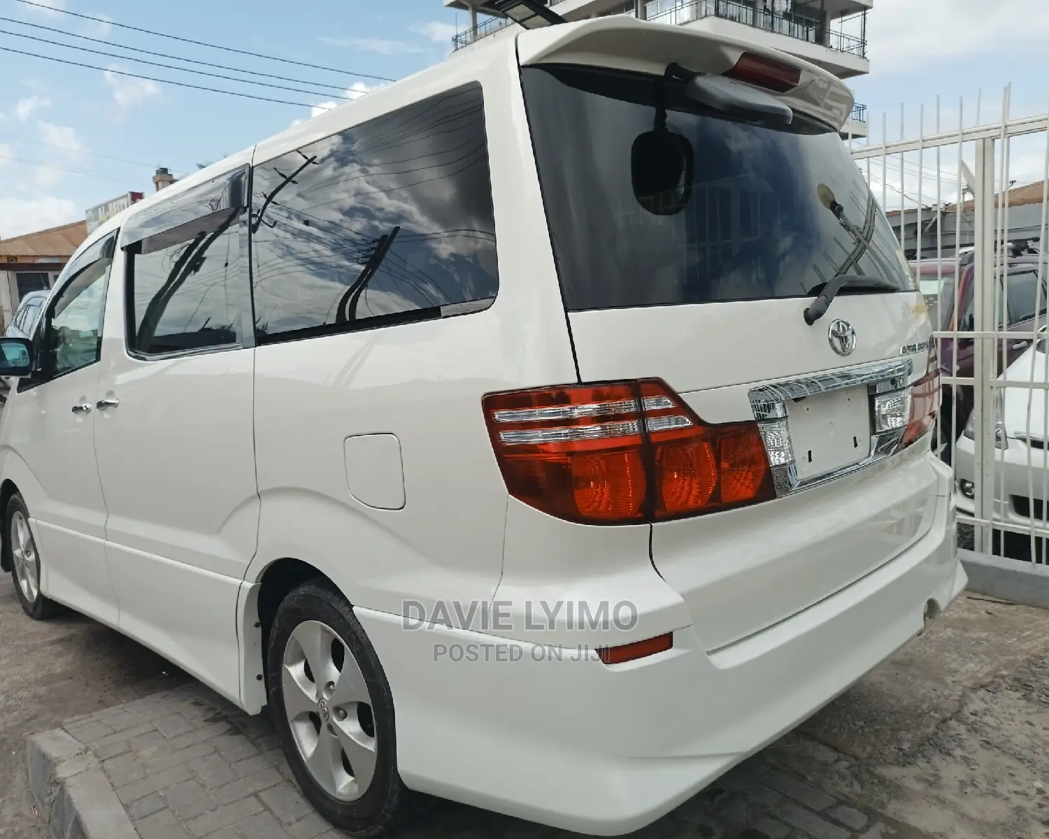 Toyota Alphard 2007 Pearl