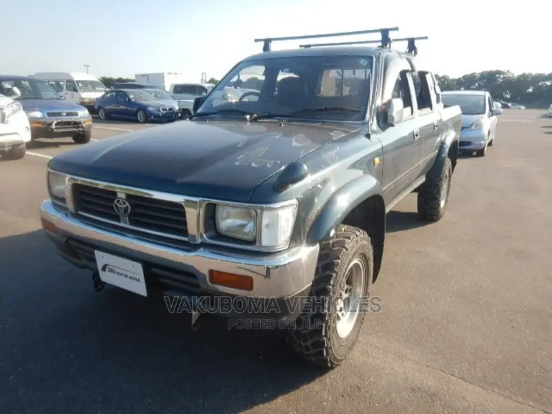 Toyota Hilux 1994 Green