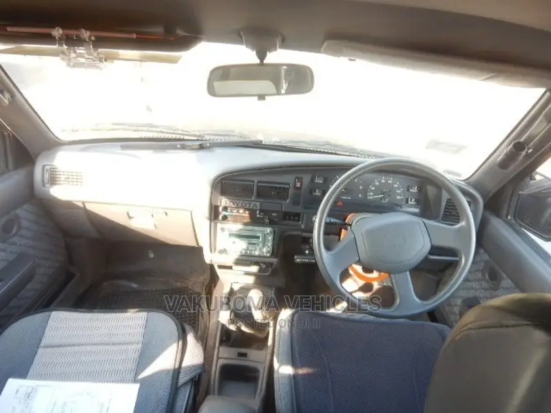 Toyota Hilux 1994 Green