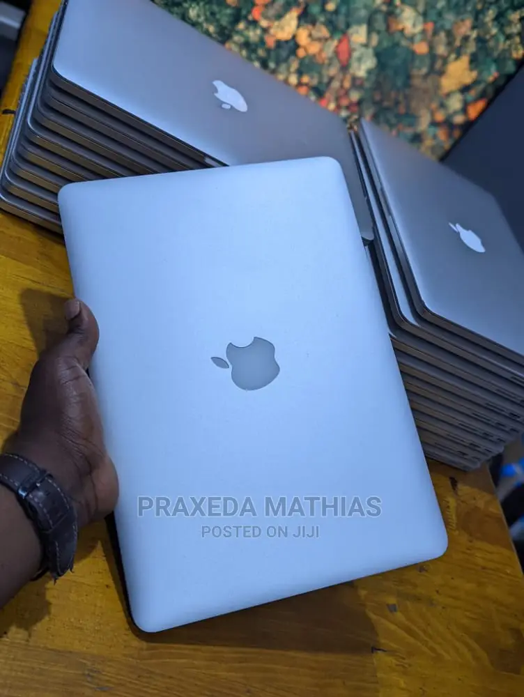 Laptop Apple MacBook Pro 2015 16GB Intel Core I7 SSD 512GB