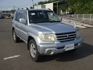 Mitsubishi Pajero 2003 Silver
