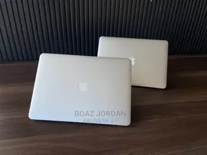 New Laptop Apple MacBook 2012 4GB Intel Core I5 HDD 500GB