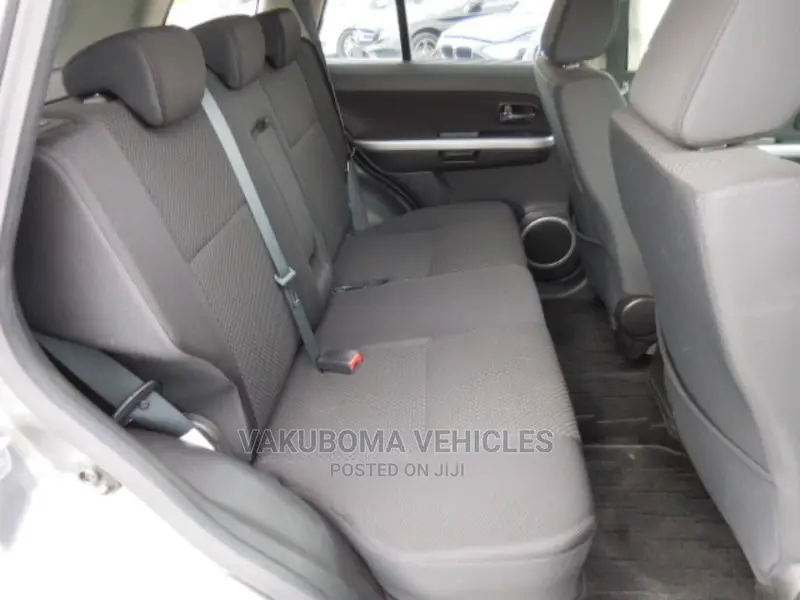 Suzuki Escudo 2009 Gray
