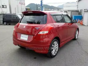 Suzuki Swift 2014 Red
